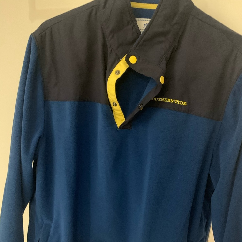 Southern tide pullover
